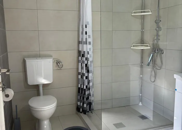 Casa Di Pino Daire Beçkerek